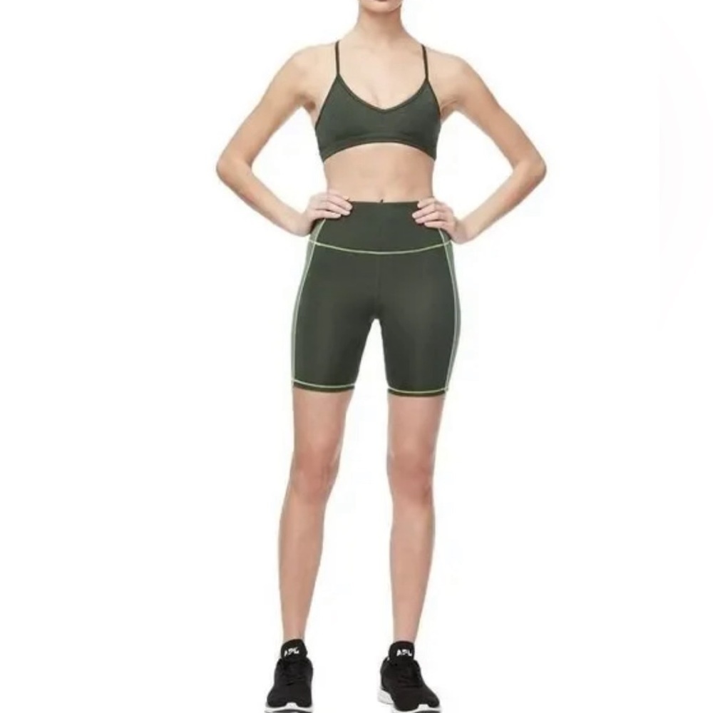 GOOD AMERICAN the dual life tonal biker shorts in heathered forest size 0 - Picture 6 of 14